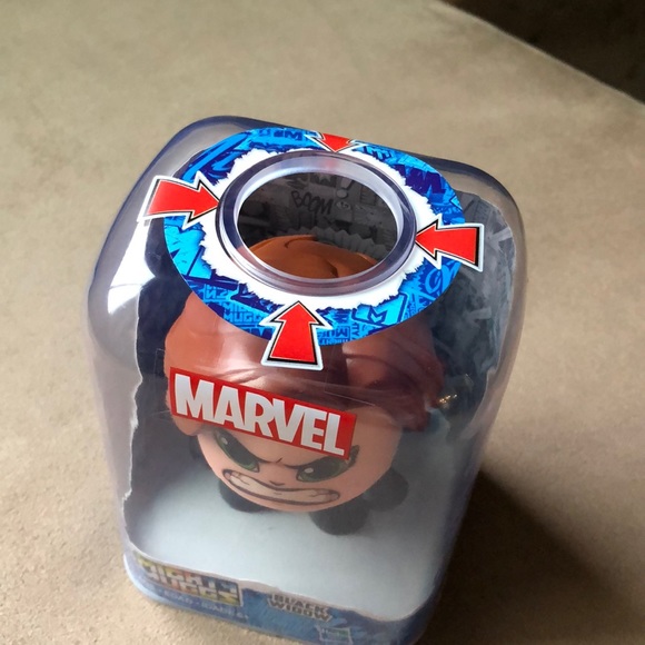 Black Widow Marvel Mighty Muggs/New - Picture 4 of 7